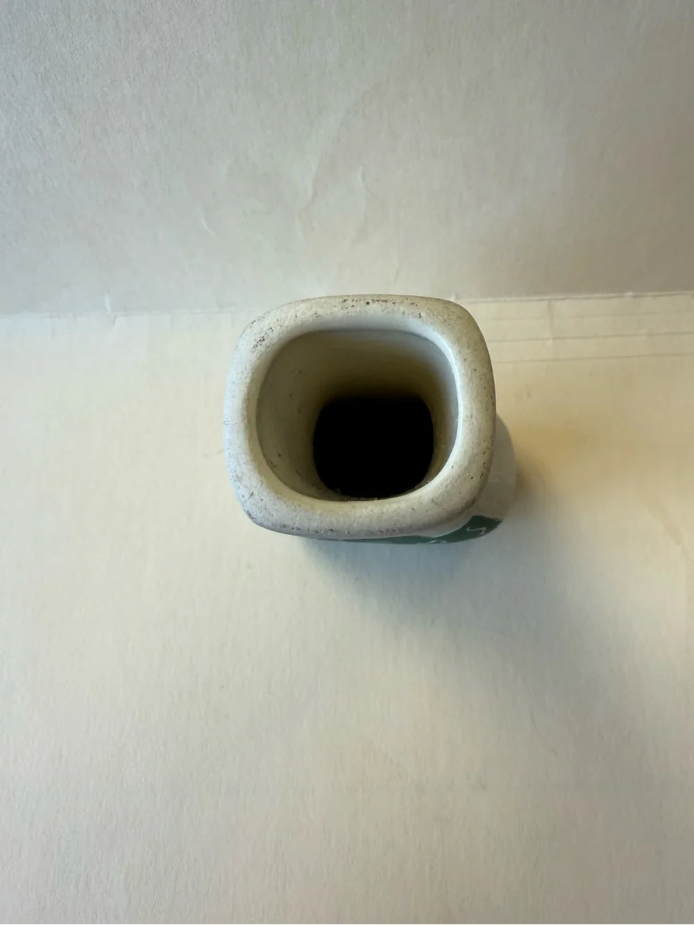 Sioux Indian Pottery Ceramic Earthenware Signed Cream & Green Bud Vase